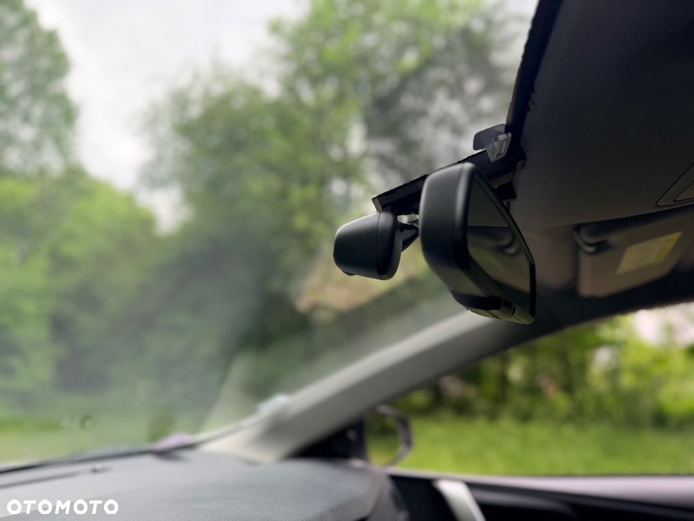 Toyota Auris Hybrid 135 Premium - 13