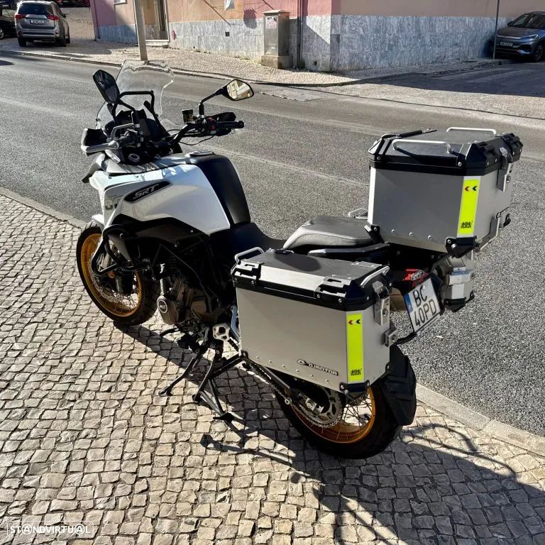 QJ Motor SRT 700X - 29