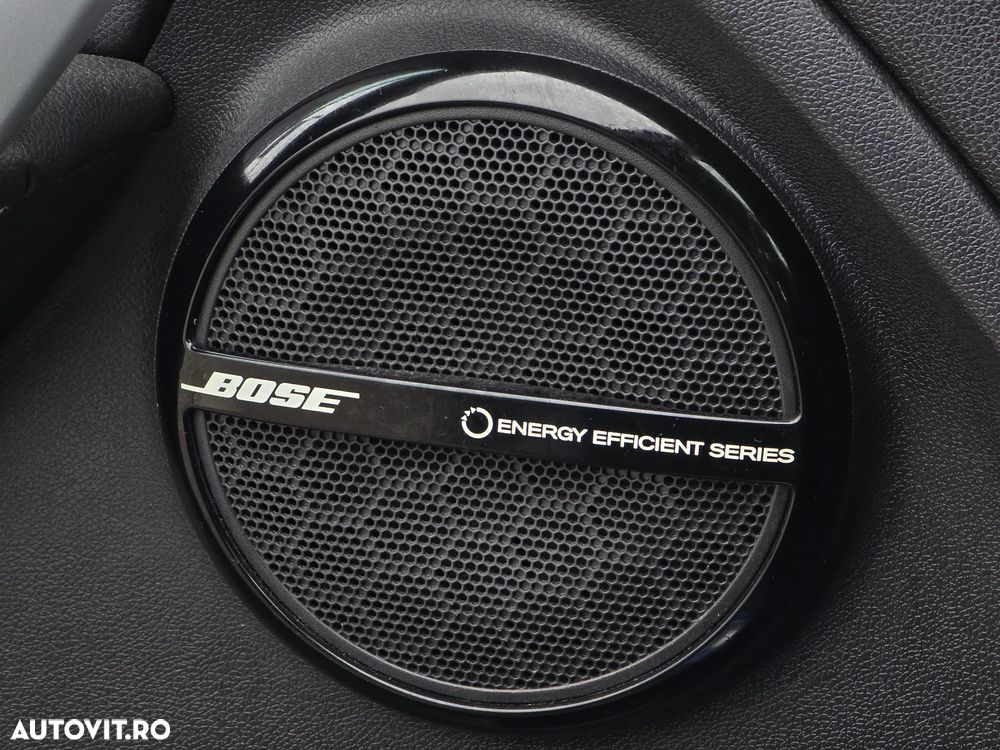 Renault Megane dCi 130 FAP BOSE Edition - 10