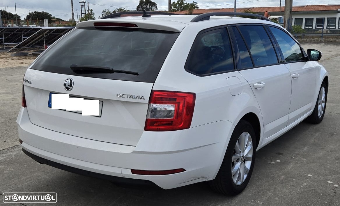 Skoda Octavia Break 1.6 TDi Business Line - 5