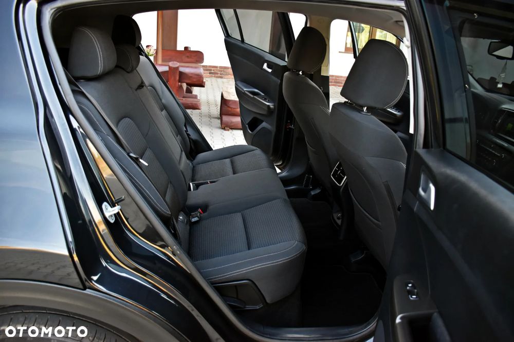 Kia Sportage 1.6 GDI 2WD Attract - 30