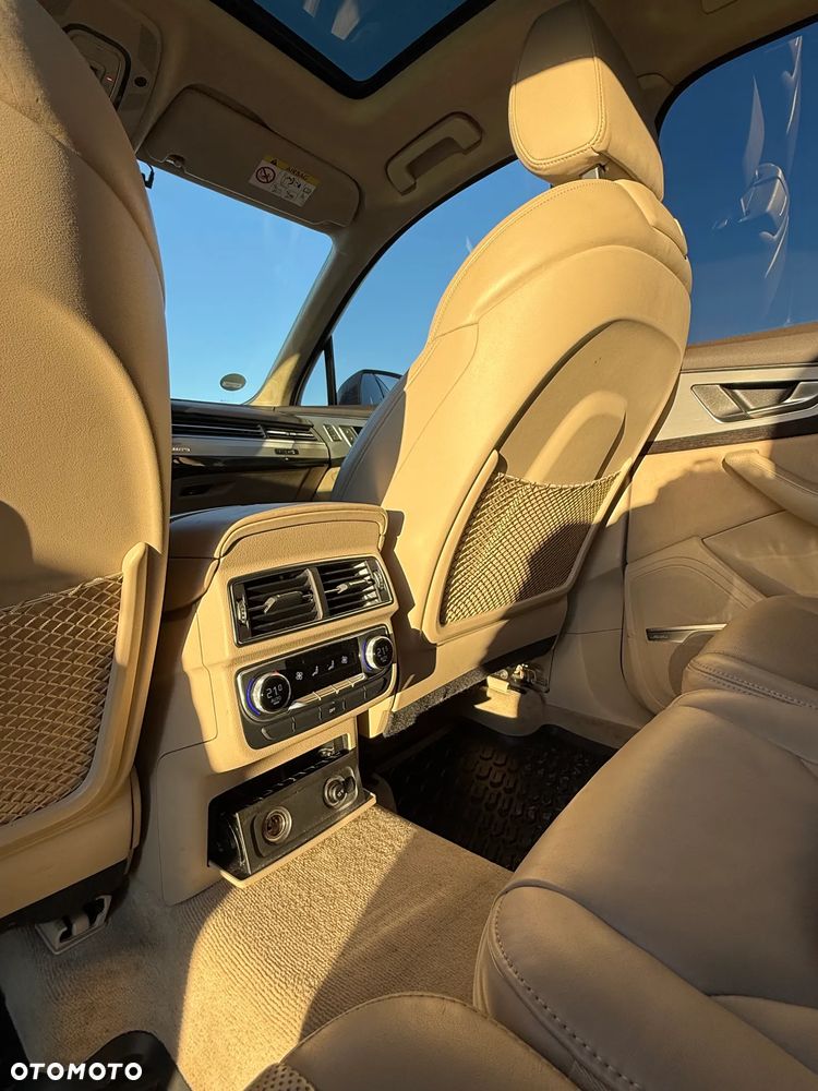 Audi Q7 - 11