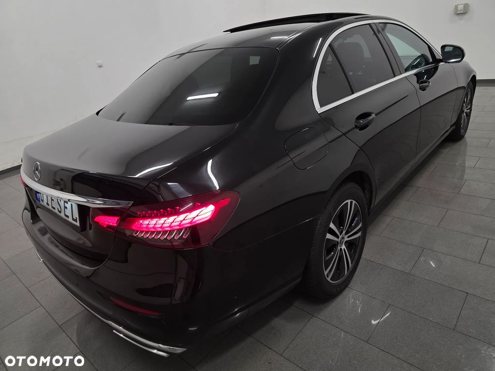 Mercedes-Benz Klasa E 220 d 9G-TRONIC AMG Line - 6