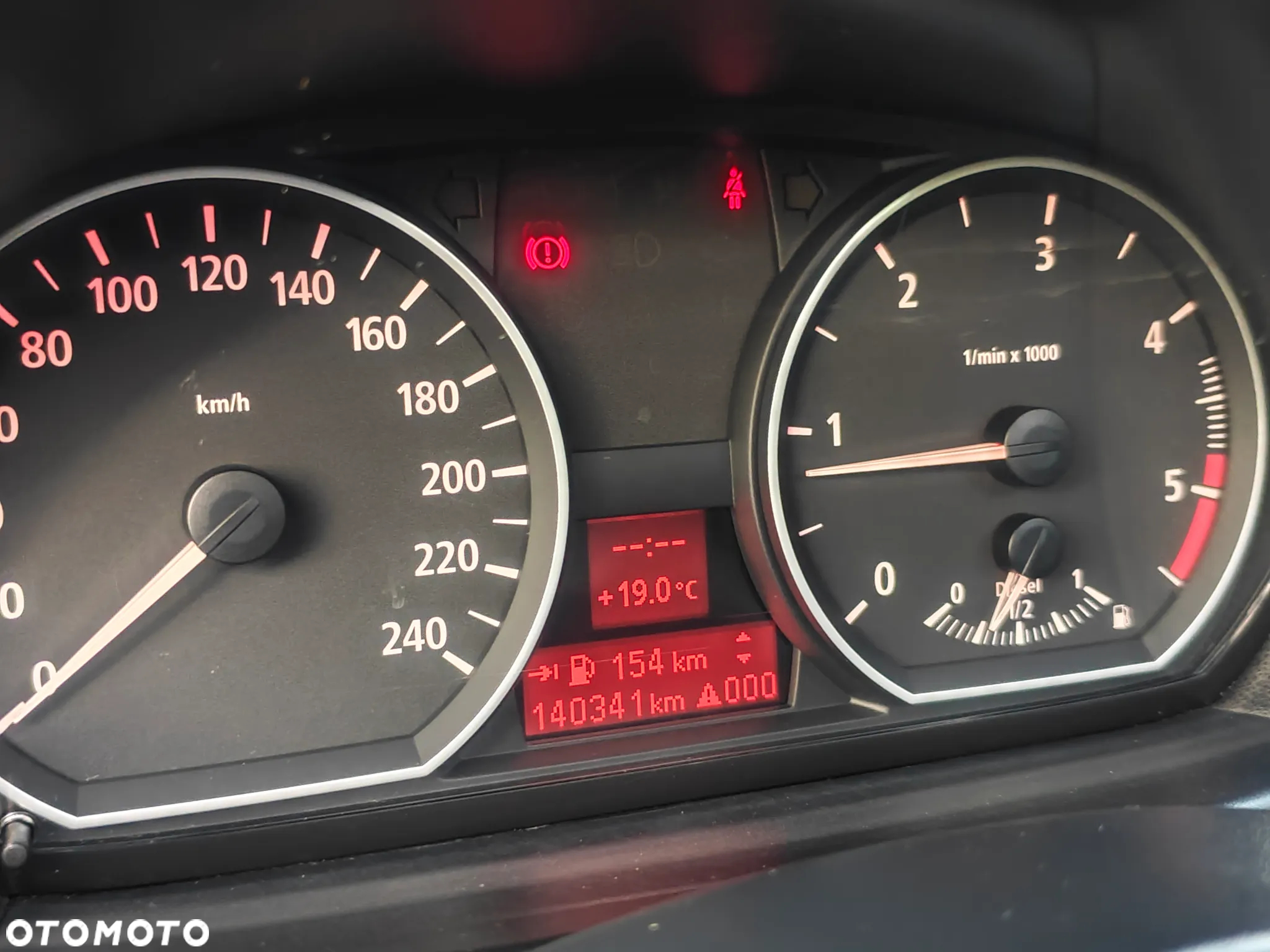BMW Seria 1 120d DPF - 18