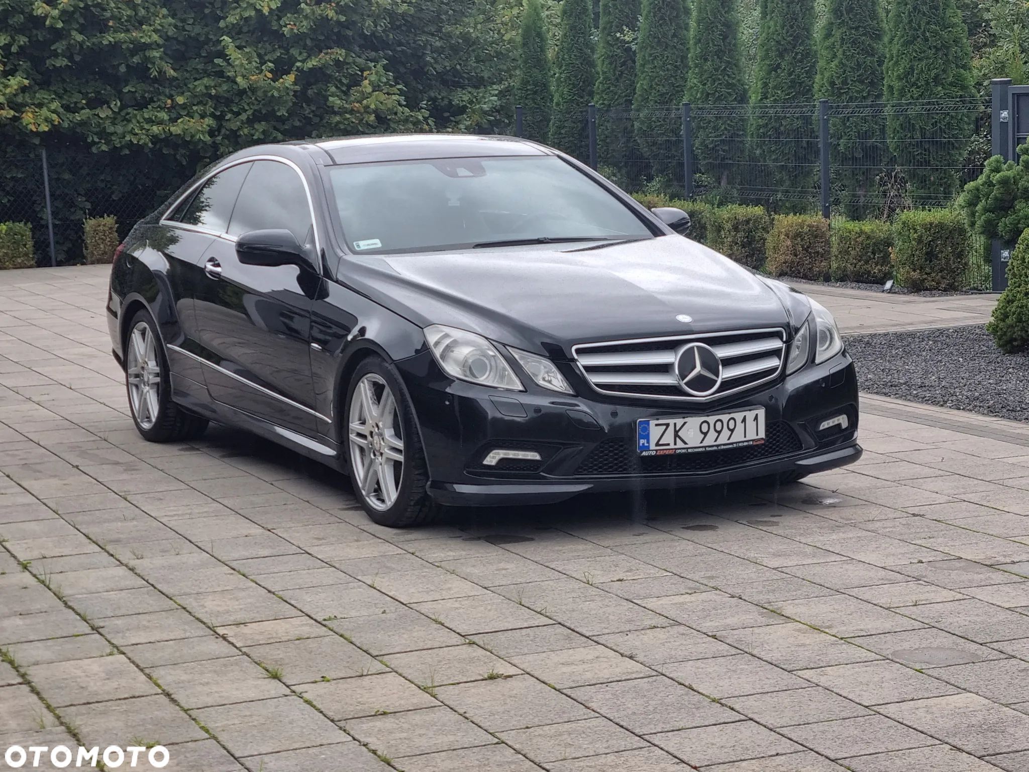 Mercedes-Benz Klasa E 350 CDI BlueEff - 1