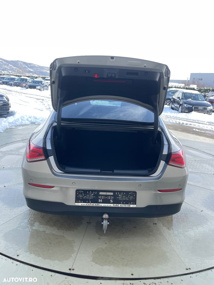 Mercedes-Benz CLA 180 d - 27