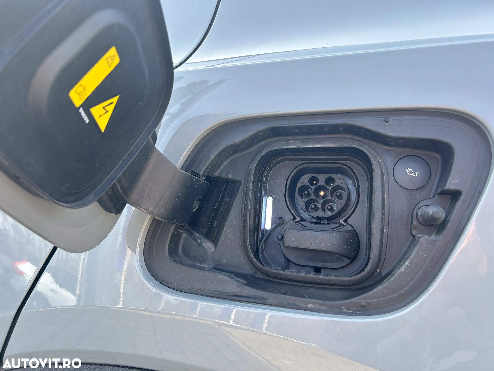 Volvo C40 Recharge Single Motor Extended Range RWD Ultimate - 14