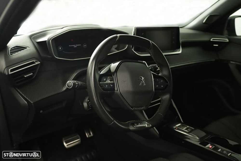 Peugeot 2008 1.2 PureTech GT EAT8 - 7