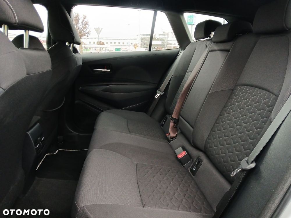 Toyota Corolla 2.0 Hybrid Comfort - 16