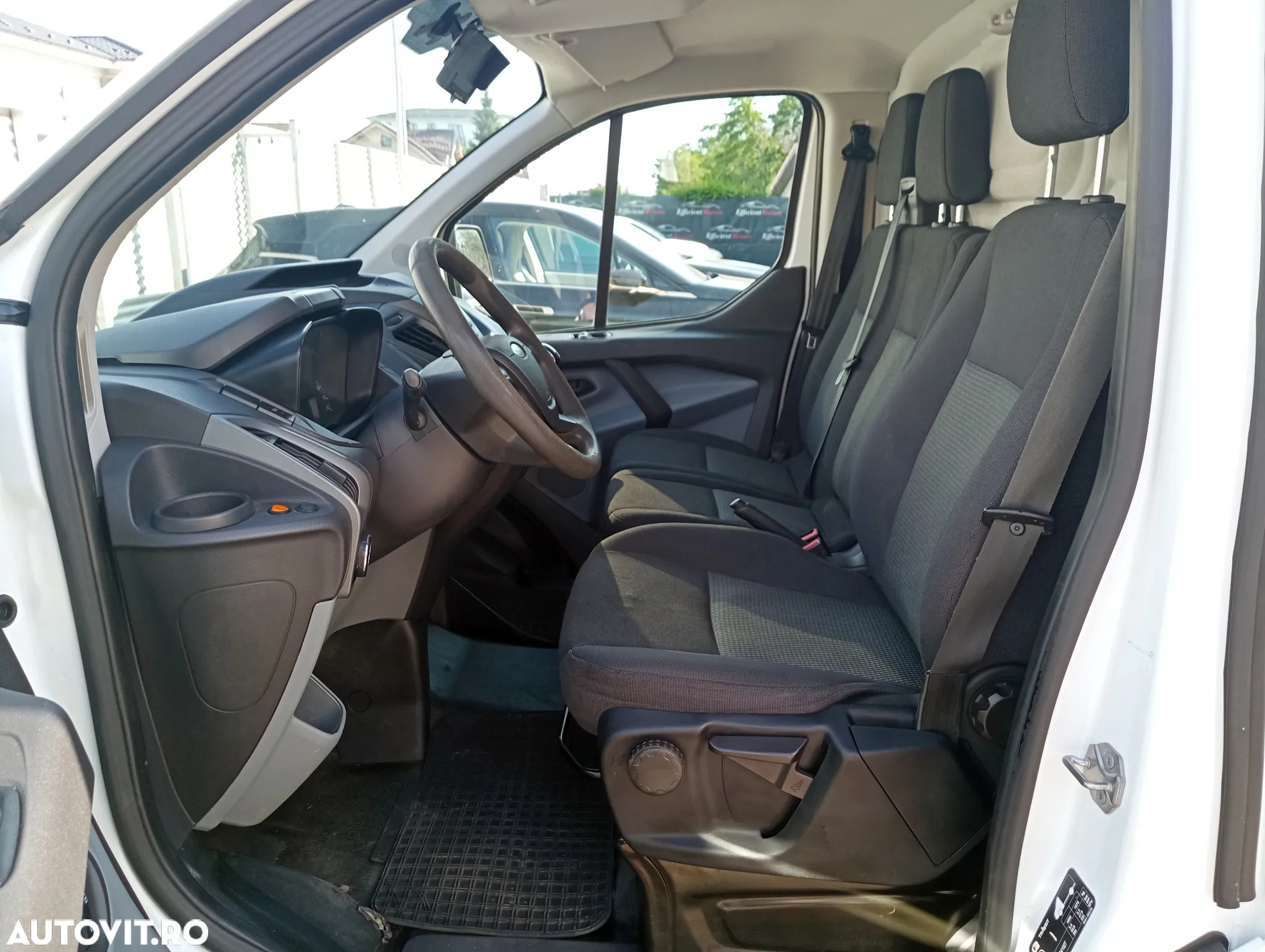 Ford Transit Custom - 21