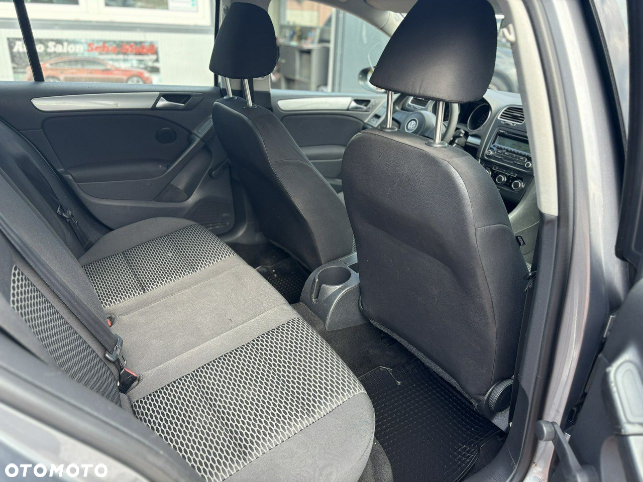 Volkswagen Golf - 22