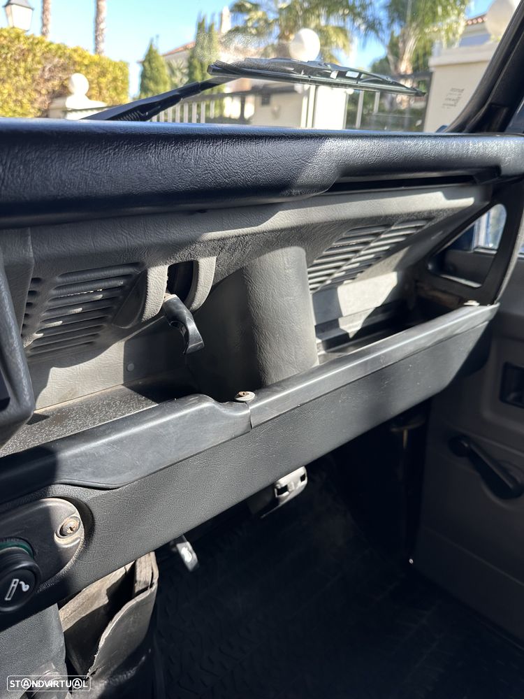 Land Rover Defender 90 2.5 TDi Metal Top - 6