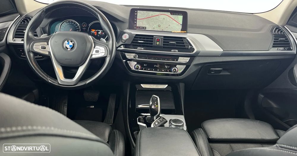 BMW X3 18 d sDrive Advantage Auto - 10