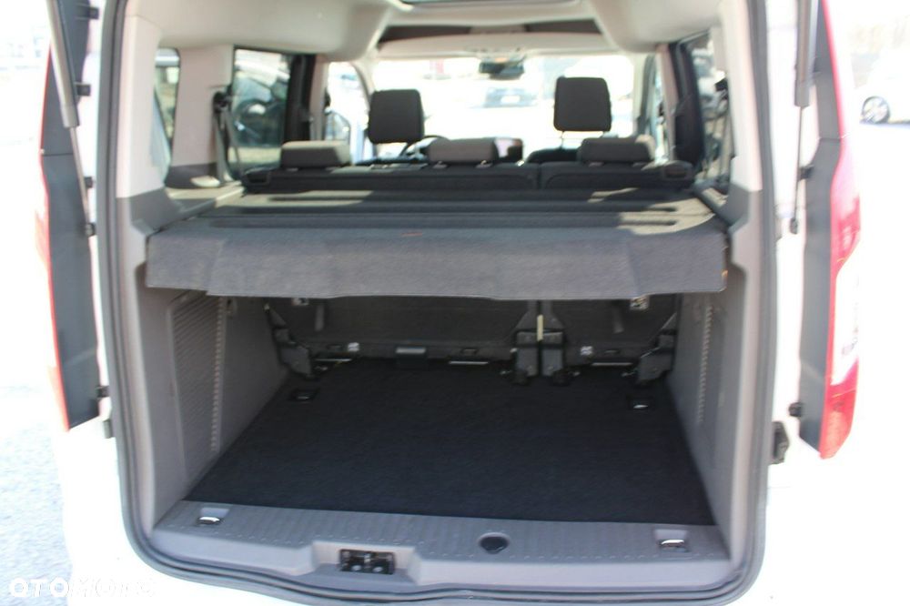 Ford Tourneo Connect - 28