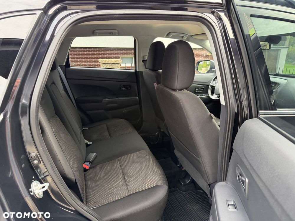Mitsubishi ASX 1.6 Invite AS&G - 12