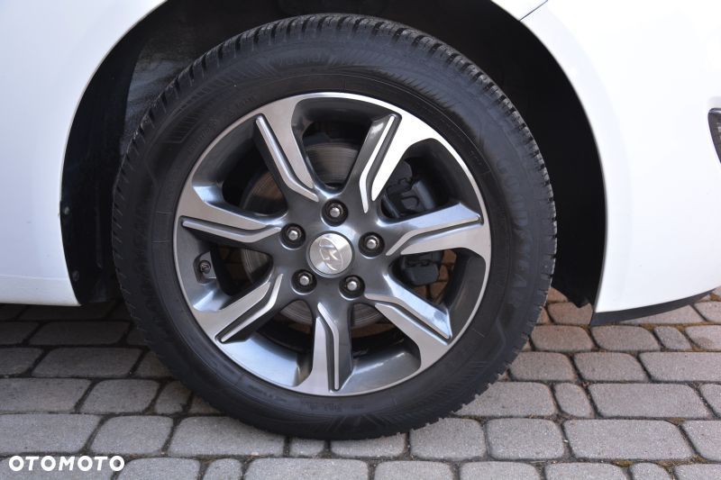 Hyundai ix20 1.4 Comfort - 19