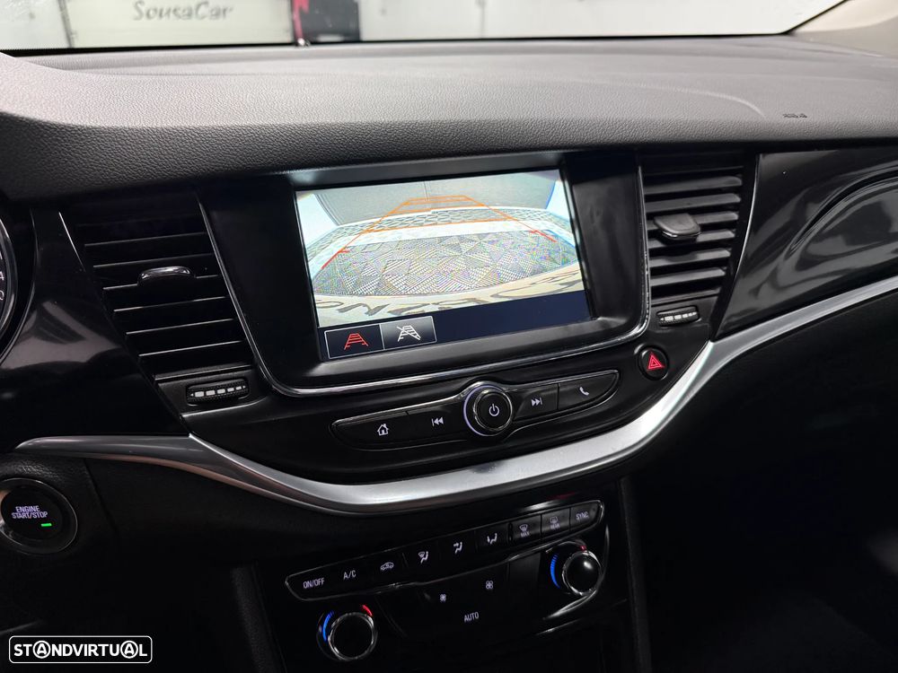 Opel Astra 1.5 D S&S Elegance - 9