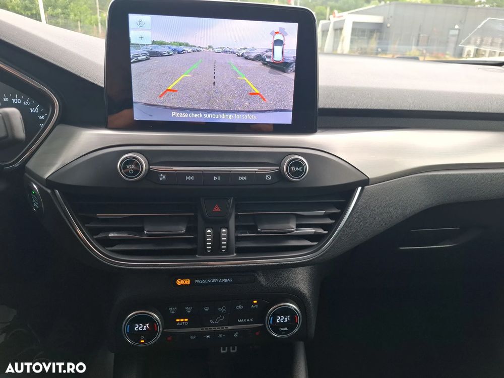 Ford Focus - 17