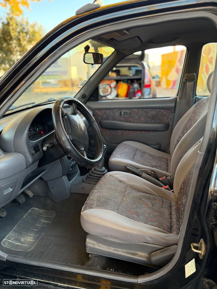 Nissan Micra - 5