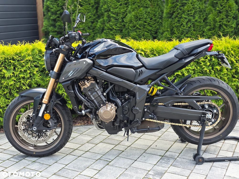 Honda CB - 17