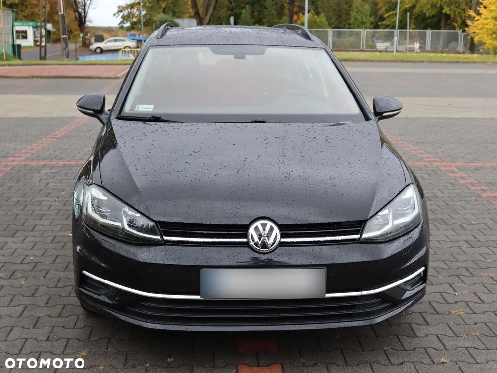 Volkswagen Golf - 8