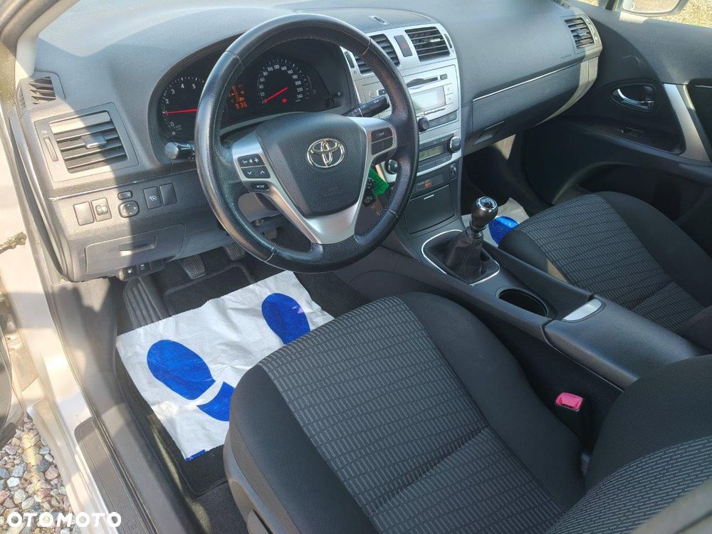 Toyota Avensis 1.6 Edition (2014) - 22