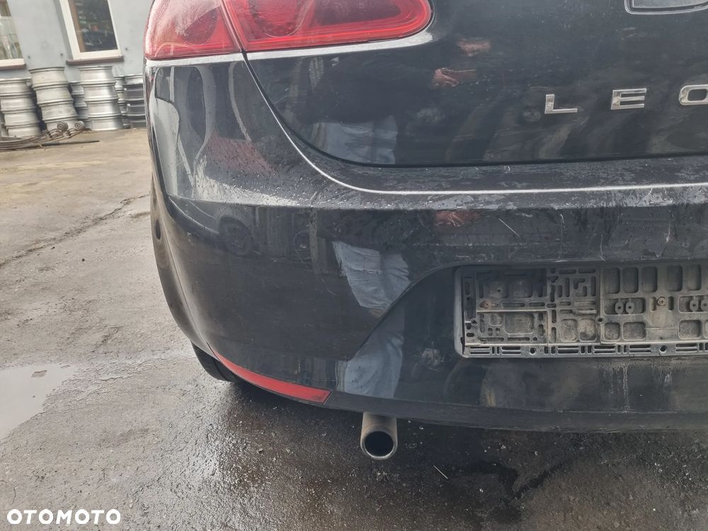SEAT LEON II 05-09 2007 r. 5D HB LC9Z zderzak tył tylny * - 5