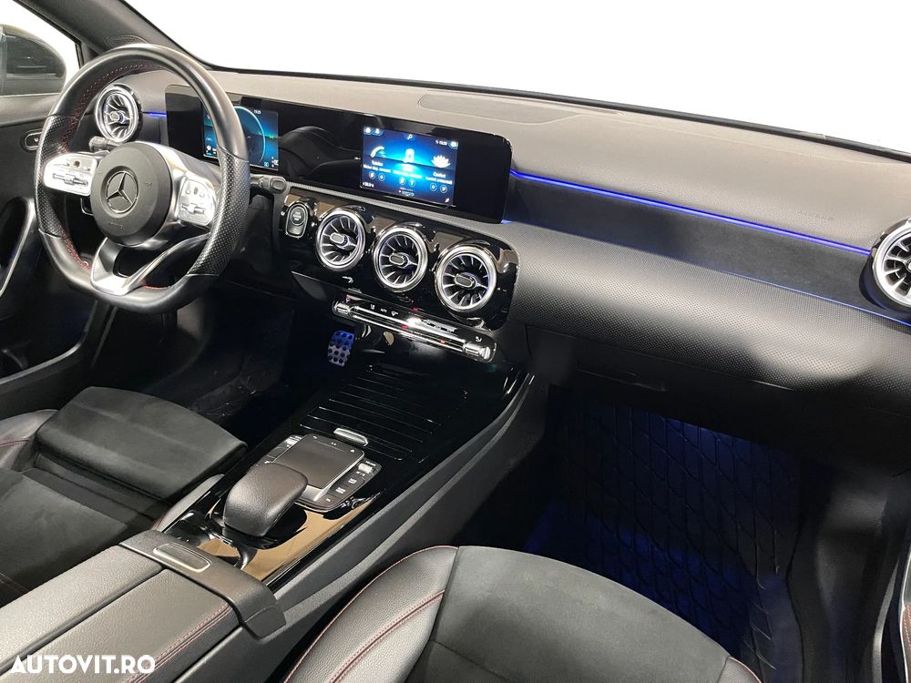 Mercedes-Benz A 220 d Sedan 8G-DCT - 10