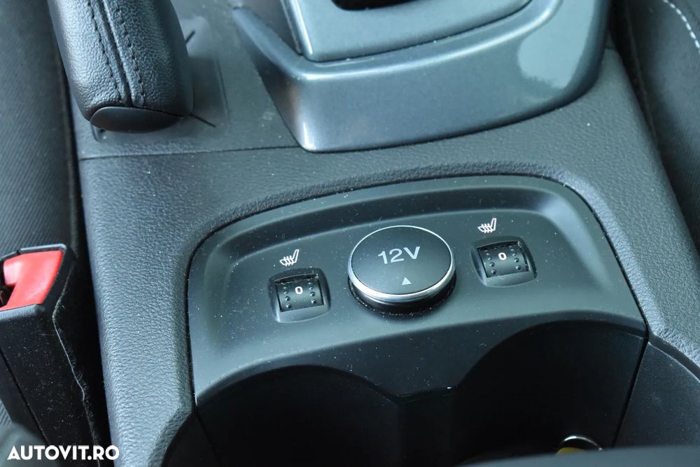 Ford Focus 1.6 TDCI DPF Titanium - 20