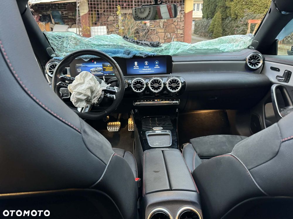 Mercedes-Benz CLA 250 4-Matic AMG Line 7G-DCT - 9