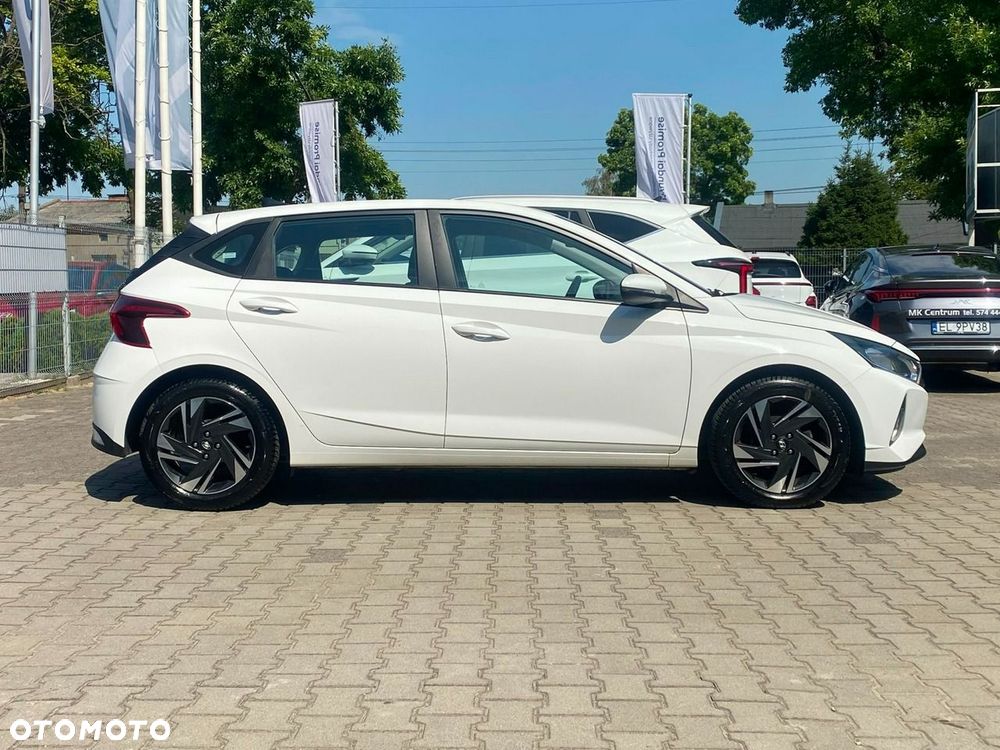Hyundai i20 1.2 Modern - 12