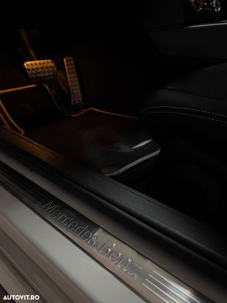 Mercedes-Benz C 250 CGI BlueEFFICIENCY - 21