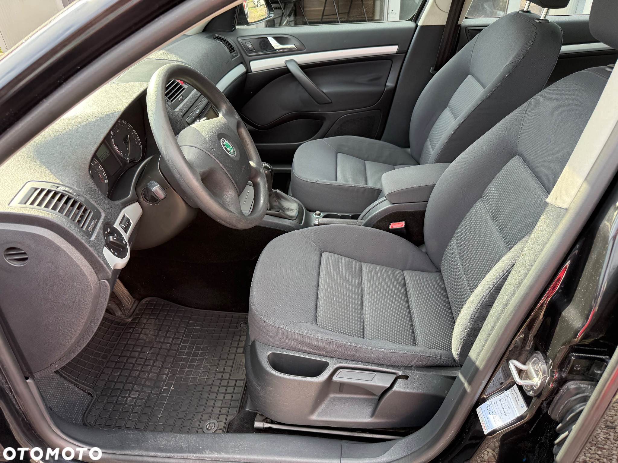 Skoda Octavia - 25