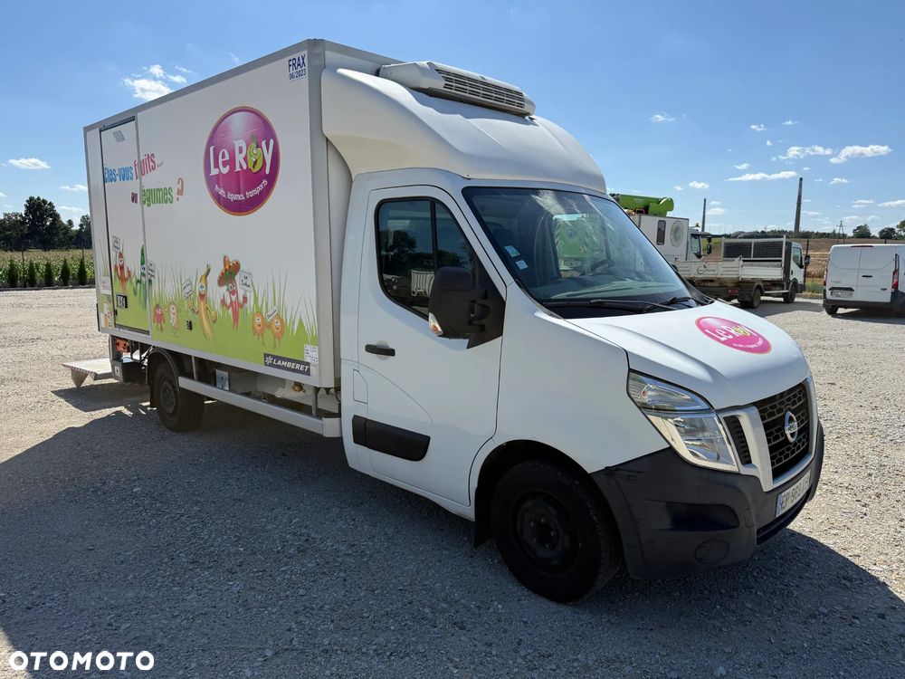 Nissan NV400 - 6