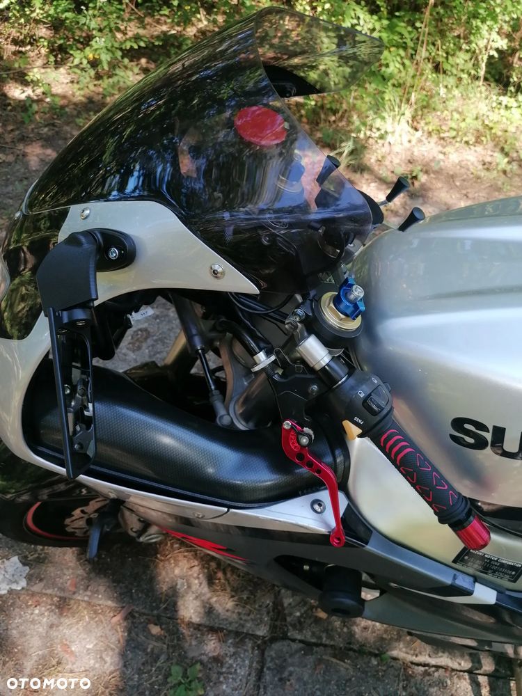Suzuki GSX-R - 3