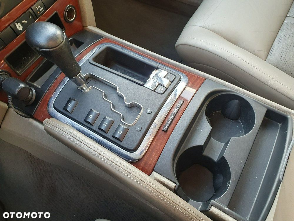 Jeep Grand Cherokee - 22