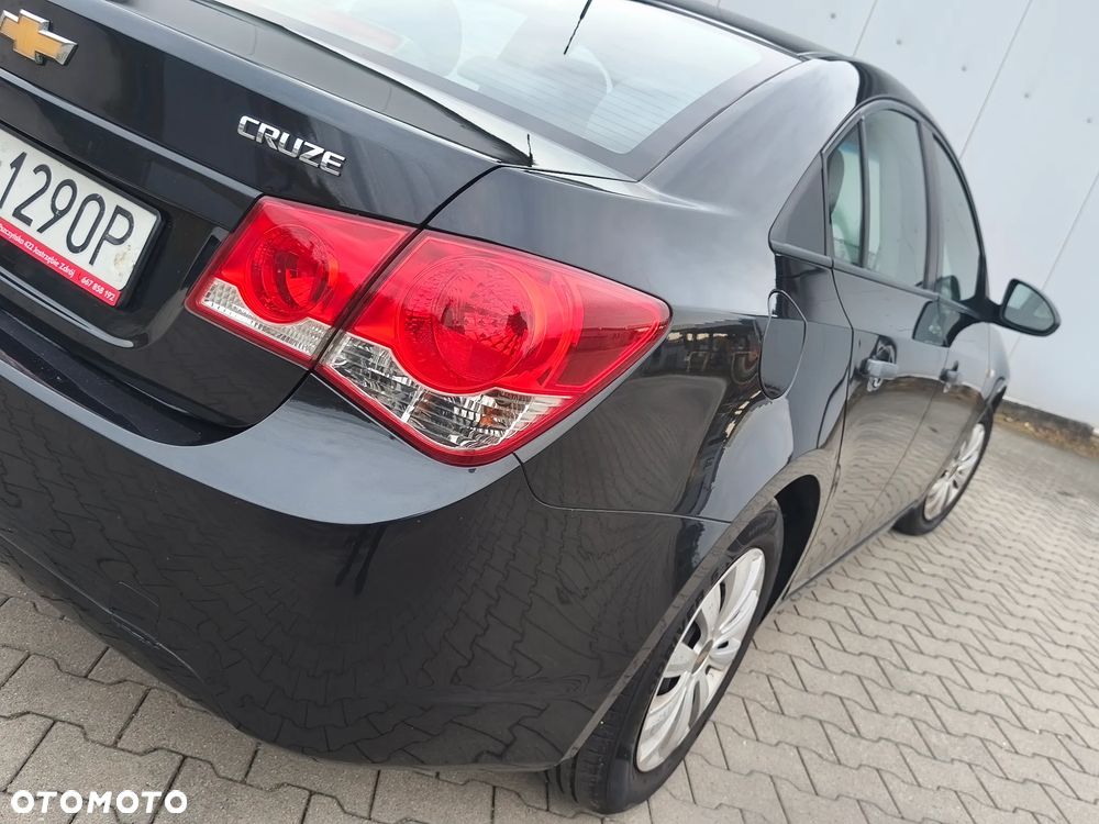Chevrolet Cruze - 22