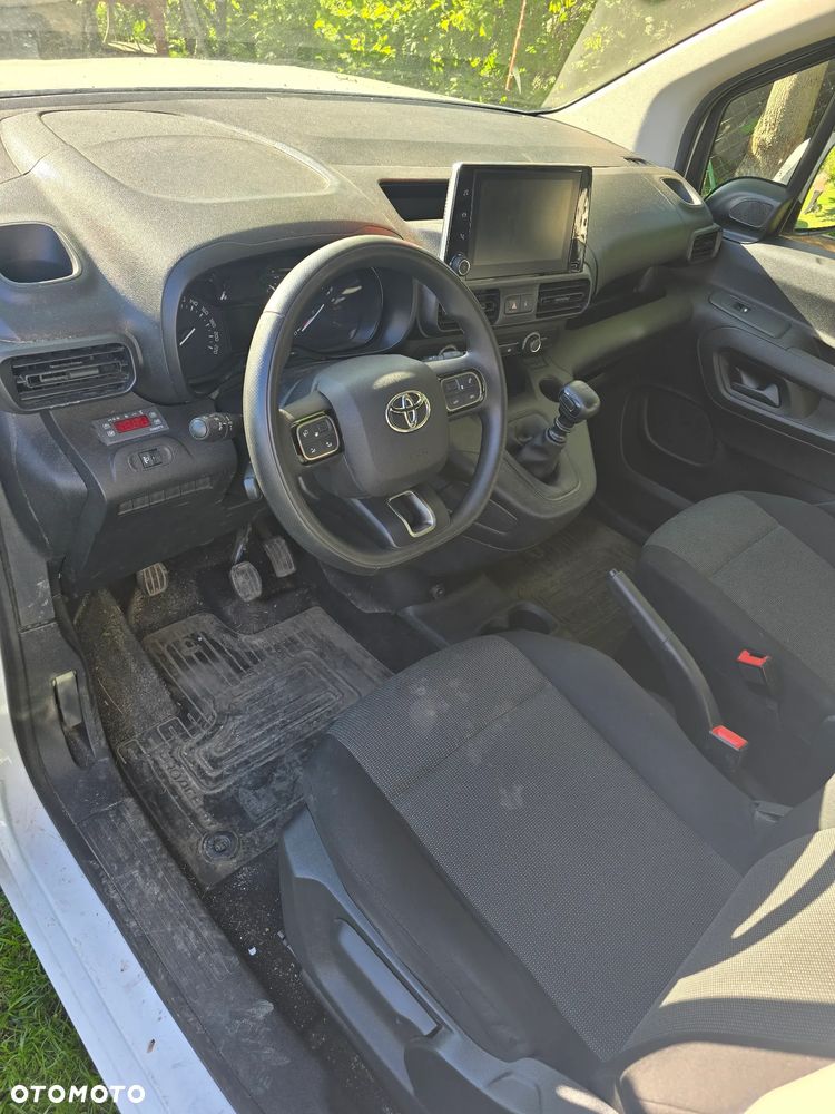 Toyota Proace City - 8