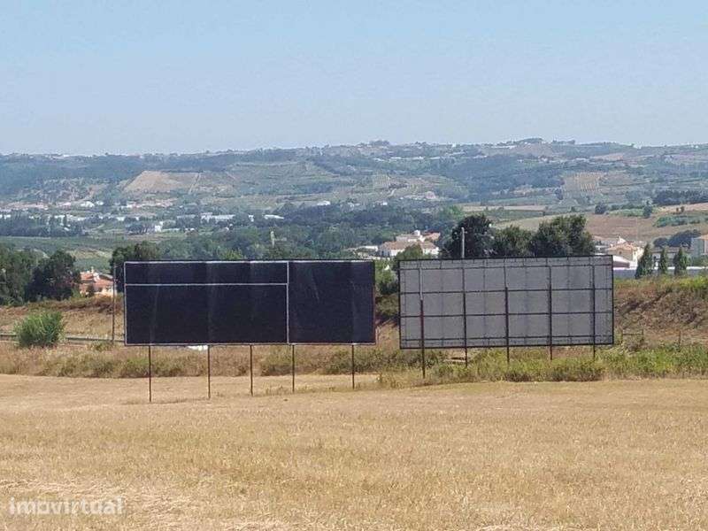 Terreno para arrendar em Bombarral junto da A8 - Grande imagem: 4/10