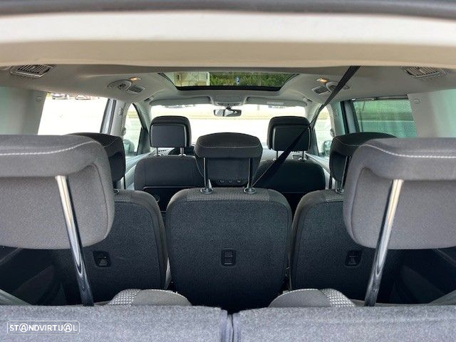 VW Sharan 2.0 TDi Blue Confortline - 16