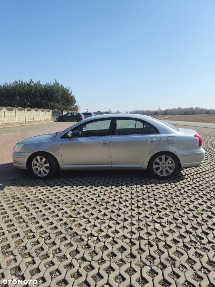Toyota Avensis 1.8 VVT-i Sol - 6