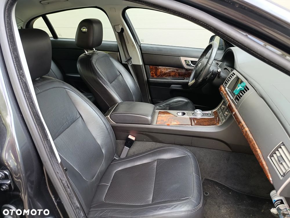 Jaguar XF 3.0 V6 S Premium Luxury - 14