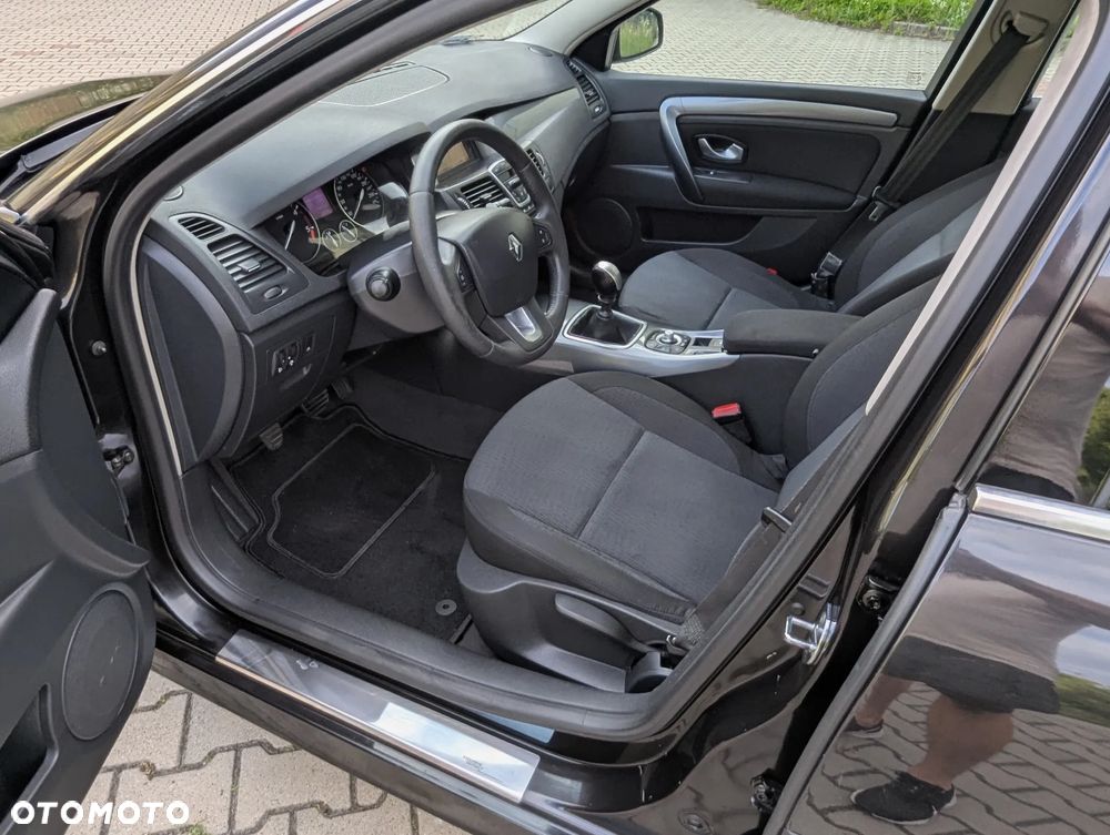 Renault Laguna dCi 110 FAP Dynamique - 7