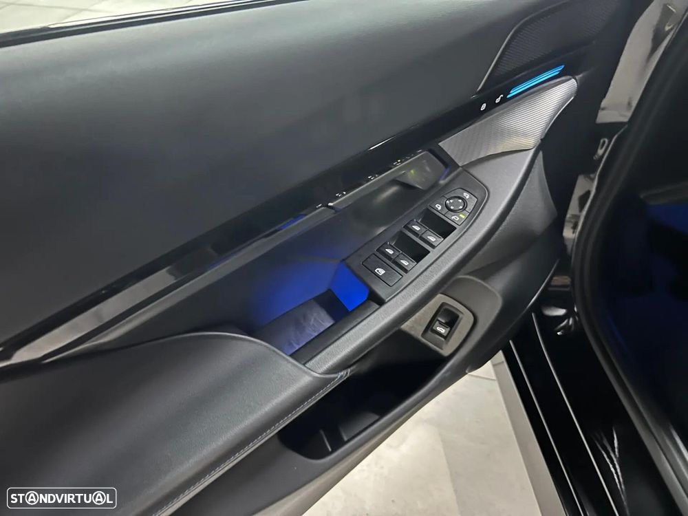 BMW 530 e Pack Desportivo M - 37