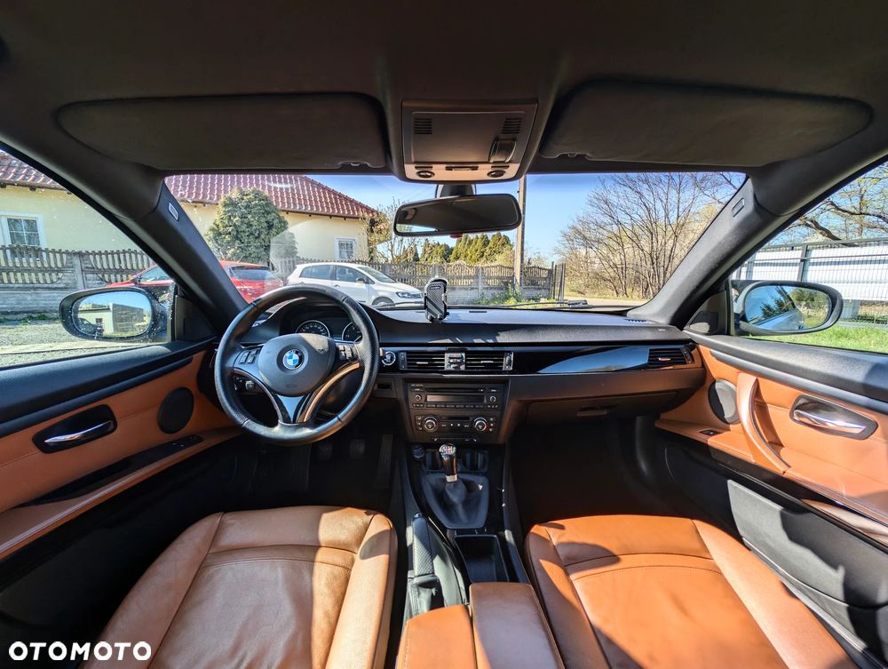 BMW Seria 3 320d - 5
