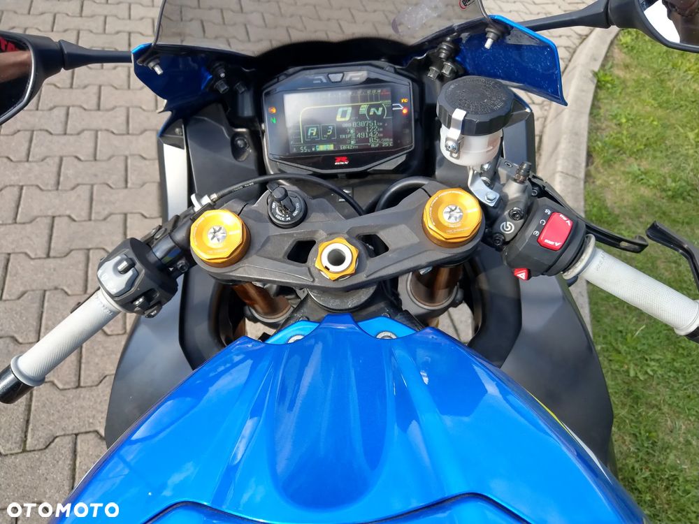 Suzuki GSX-R - 11