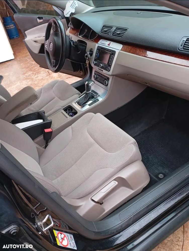 Volkswagen Passat 2.0 TDI DSG Individual - 6