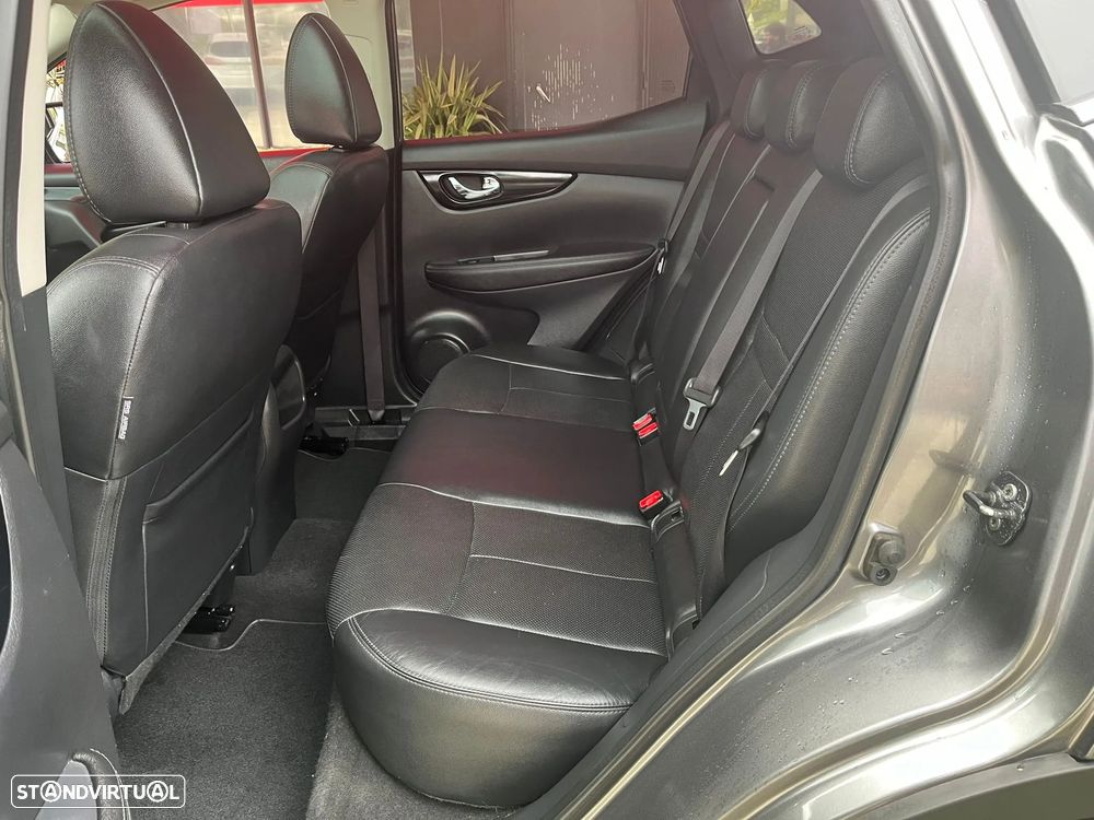 Nissan Qashqai 1.6 dCi Xtronic ACENTA - 13