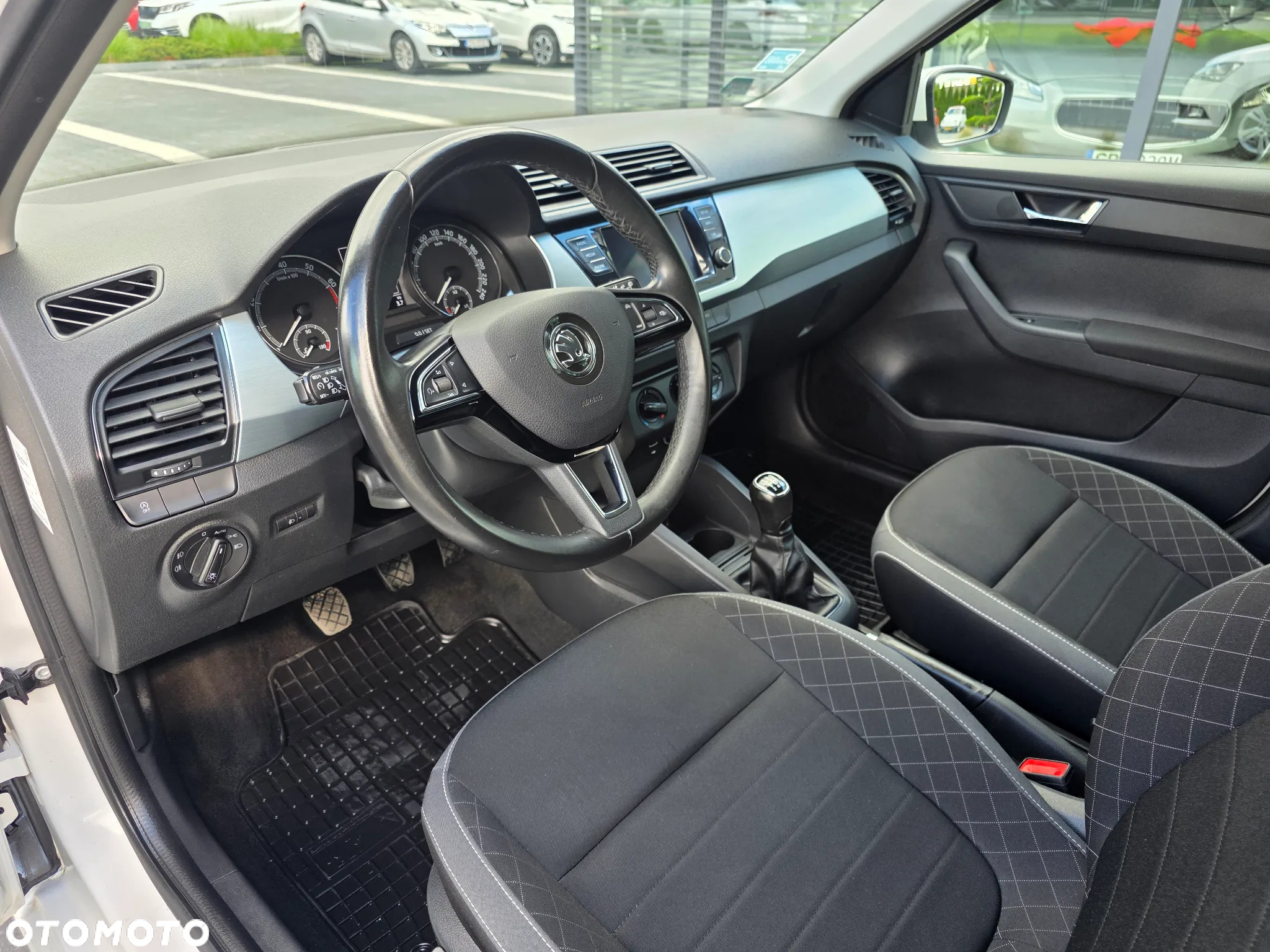 Skoda Fabia 1.0 Ambition - 15