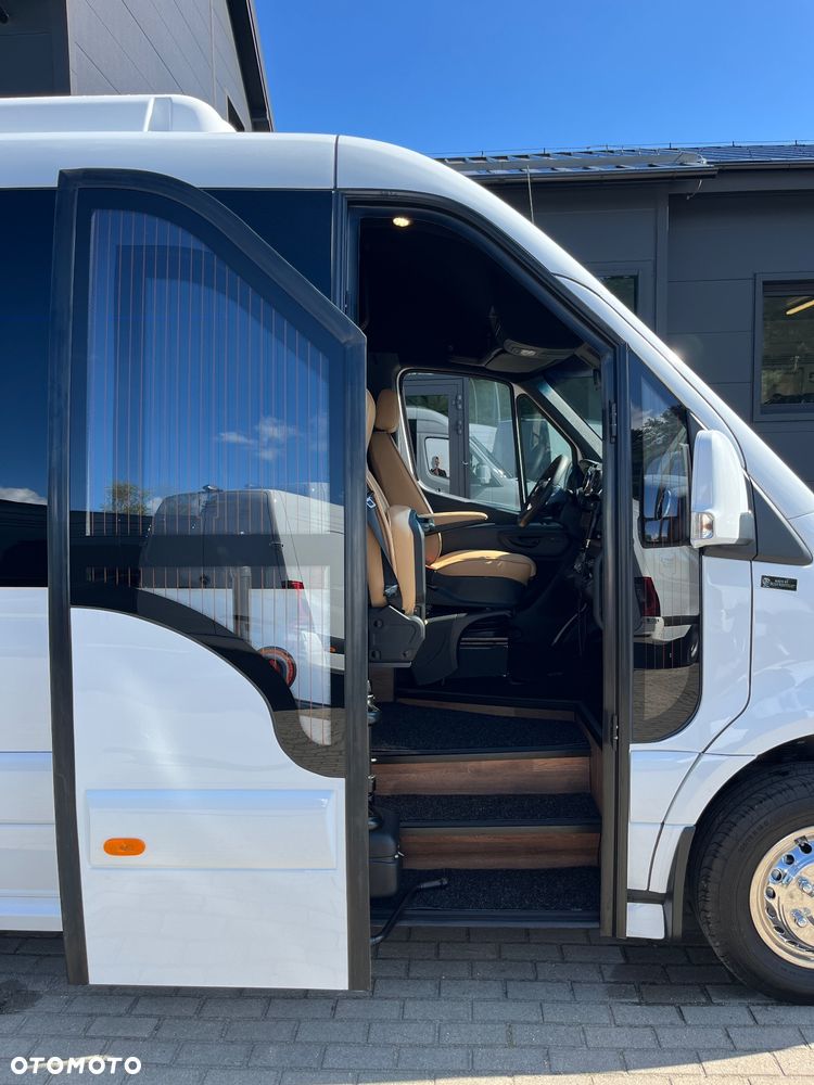 Mercedes-Benz Sprinter 519 - 10